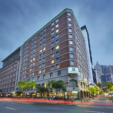 Furama Darling Harbour-3